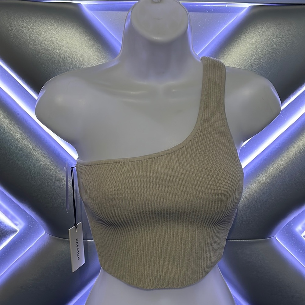 Aritzia color matte pearl Babaton Sculpt Knit One-Shoulder Cropped Tank